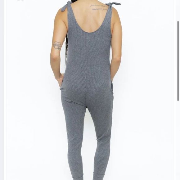 Smash + Tess Knot Your Average Romper - Picture 2 of 3